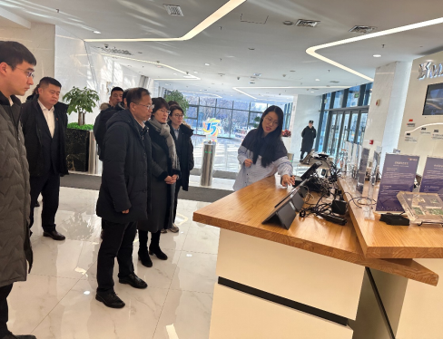 駐金控集團紀檢監(jiān)察組開展“看變化 增信心 強本領 促振興” 學習實踐活動